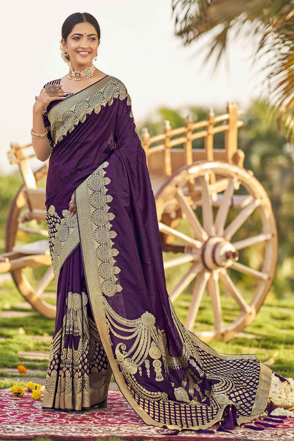 Hit Colour 32 By Manohari  Banarasi Silk Sarees Catalog
